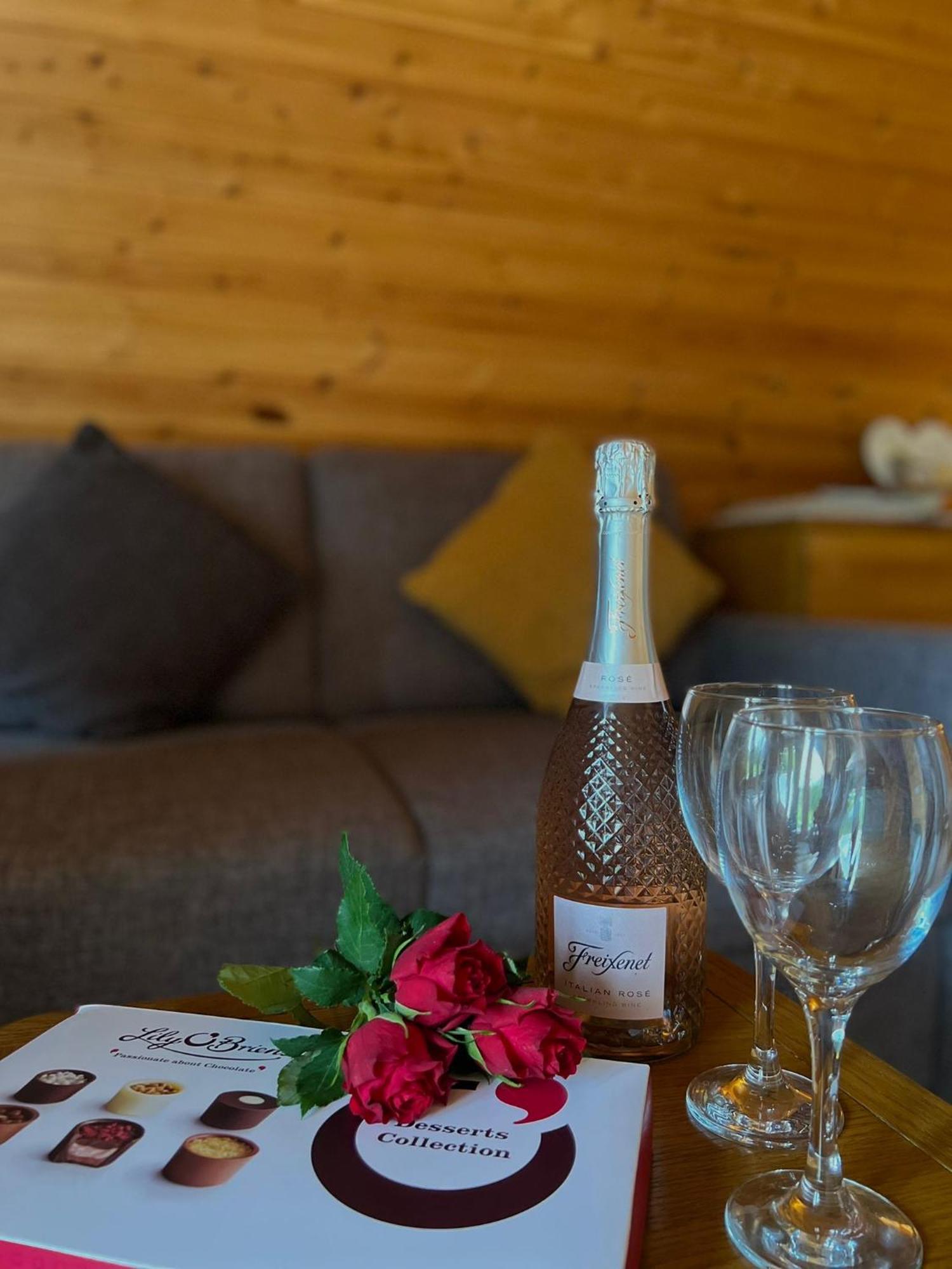 Cosy Cabins At Westfield Farm, Isle Of Wight 雅茅斯 外观 照片